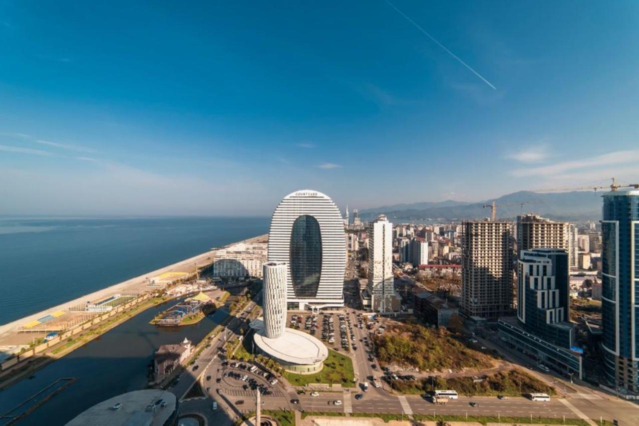 Aparthotel Orbi City Batumi Exterior photo