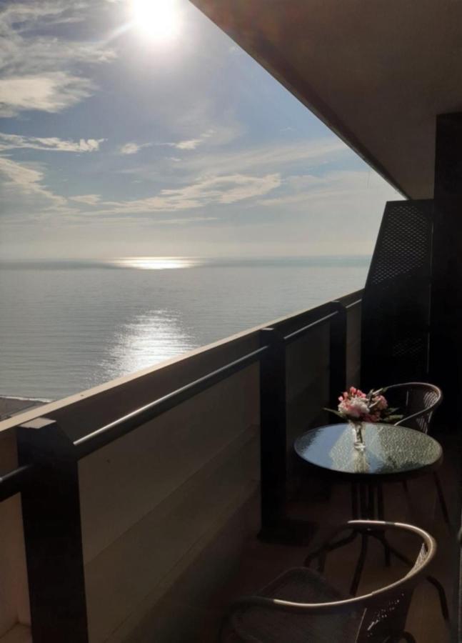 Aparthotel Orbi City Batumi Exterior photo