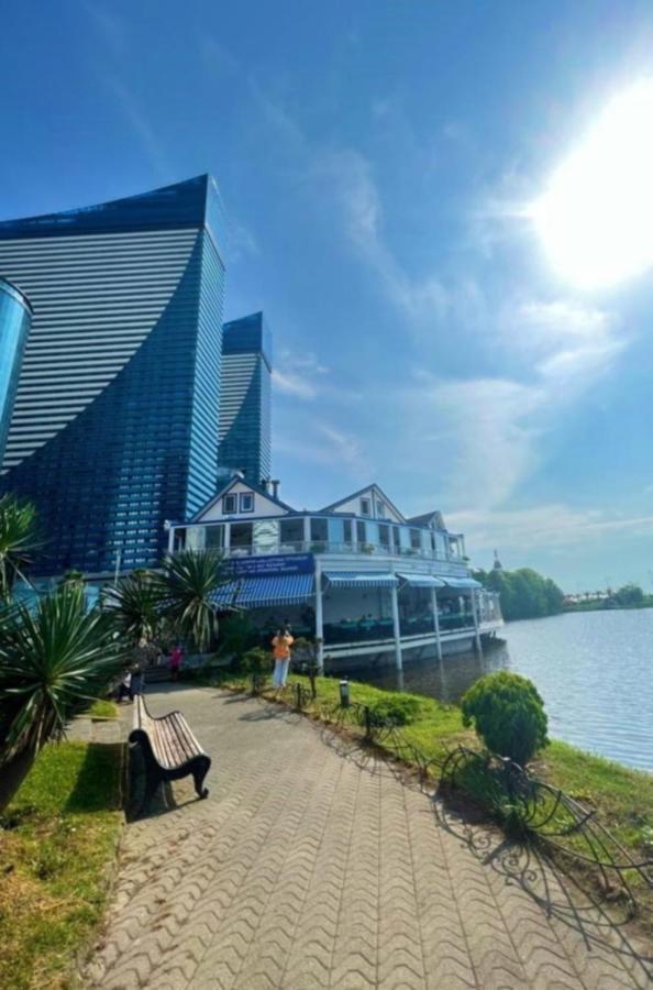 Aparthotel Orbi City Batumi Exterior photo