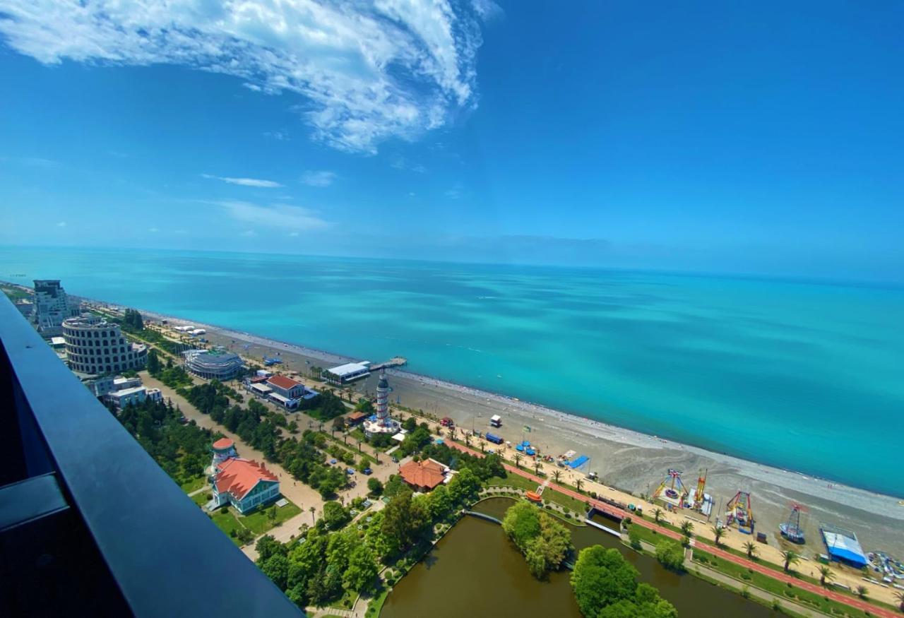 Aparthotel Orbi City Batumi Exterior photo