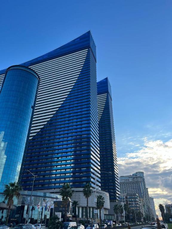 Aparthotel Orbi City Batumi Exterior photo