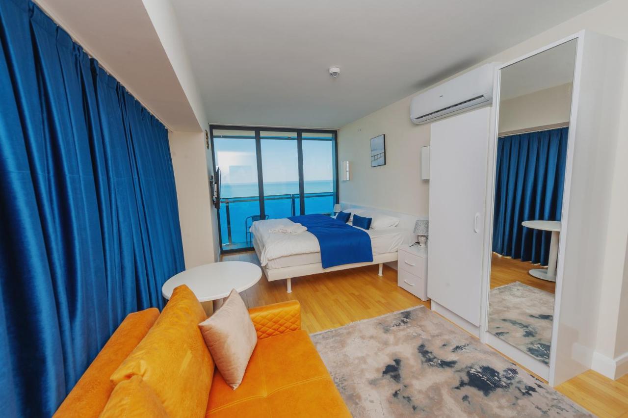Aparthotel Orbi City Batumi Exterior photo