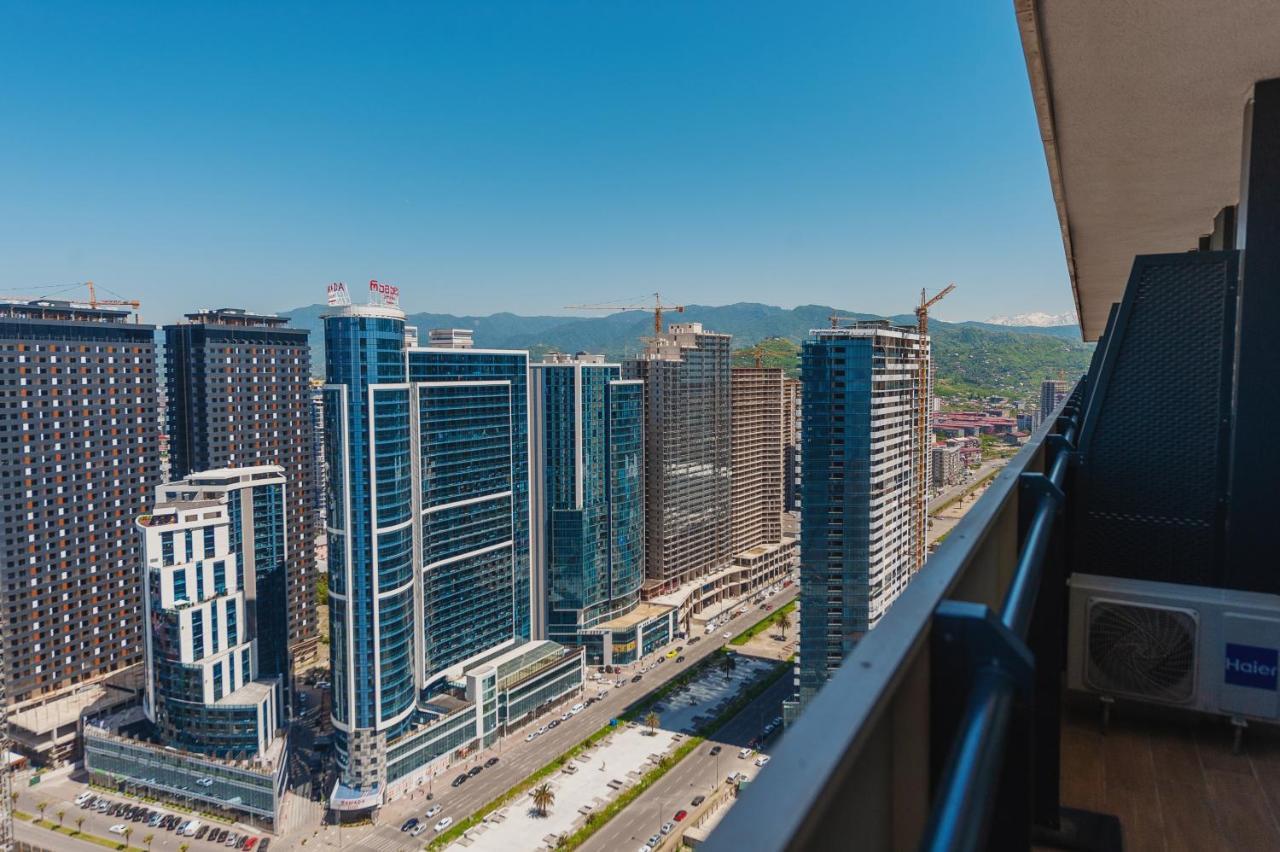 Aparthotel Orbi City Batumi Exterior photo