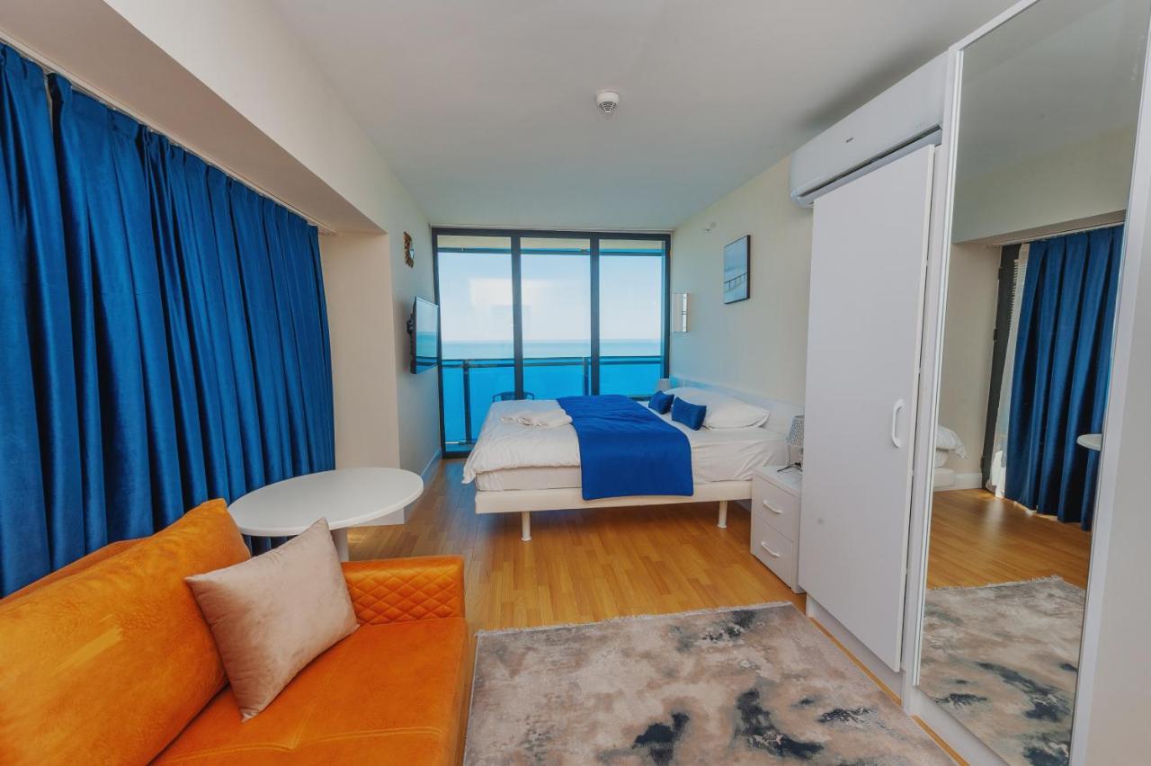 Aparthotel Orbi City Batumi Exterior photo