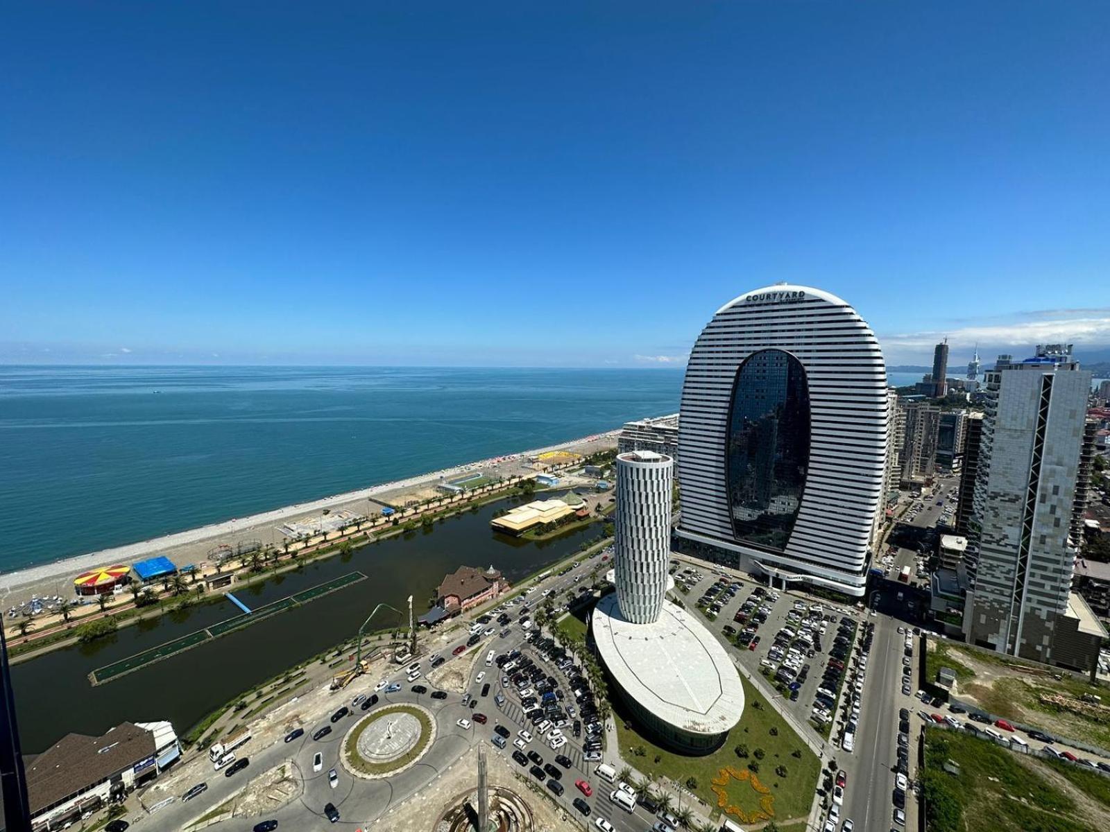 Aparthotel Orbi City Batumi Exterior photo